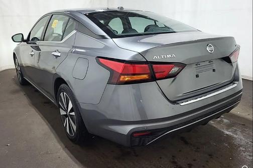 Gun Metallic 2022 Nissan Altima 2.5 SV