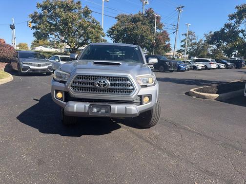 Silver Sky Metallic 2017 Toyota Tacoma TRD Sport