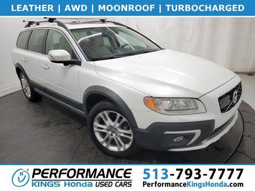 2016 Volvo XC70 T5 Platinum