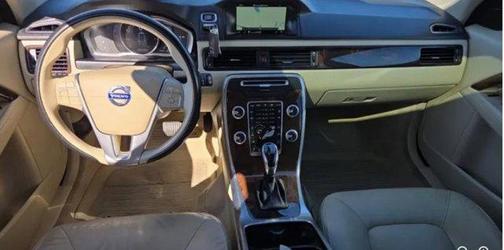 2016 Volvo XC70 T5 Platinum