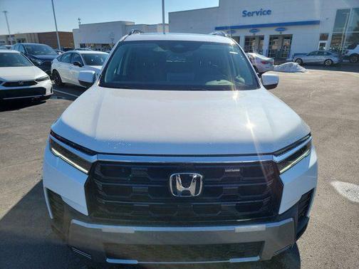 2026 Honda Pilot Touring 8-Passenger