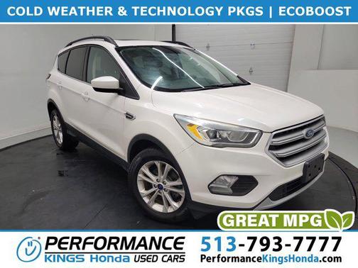 White Platinum 2017 Ford Escape SE