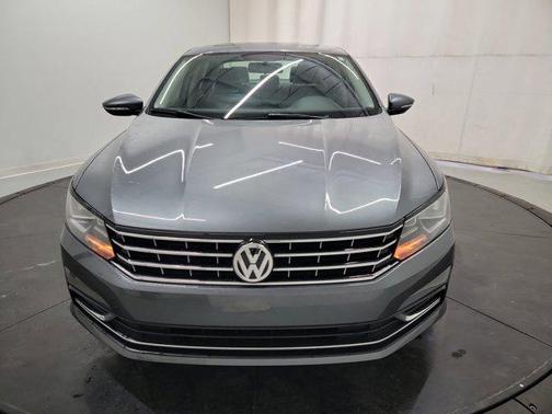 2019 Volkswagen Passat 2.0T Wolfsburg Edition