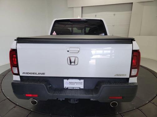 Platinum White Pearl 2023 Honda Ridgeline RTL