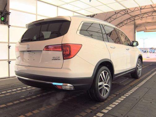 2017 Honda Pilot Elite