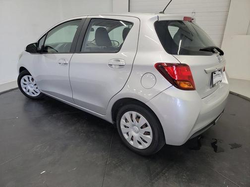 Classic Silver Metallic 2017 Toyota Yaris L