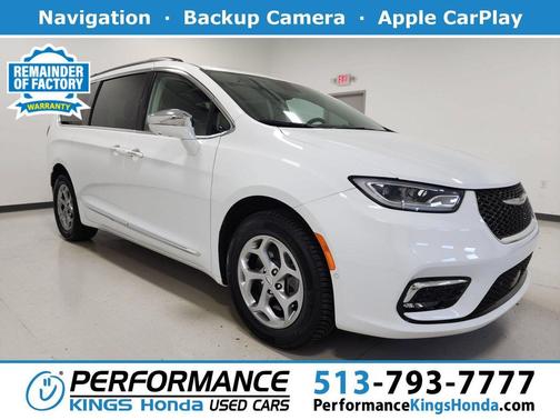 Bright White Clearcoat 2022 Chrysler Pacifica Limited