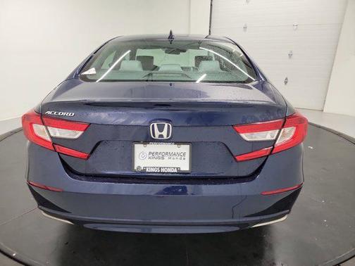 Obsidian Blue Pearl 2018 Honda Accord LX