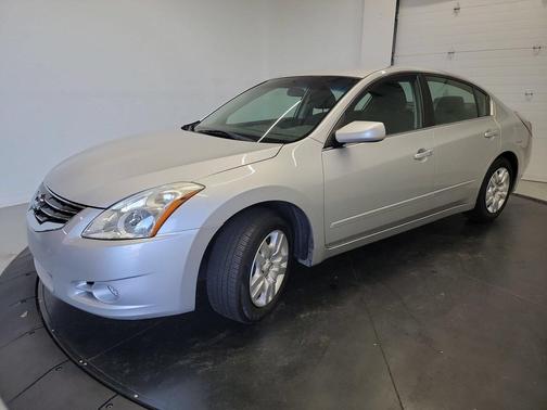 Brilliant Silver Metallic 2011 Nissan Altima 2.5 S