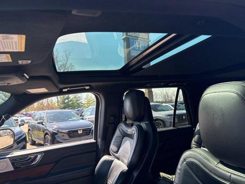 Ruby Red 2018 Lincoln Navigator Reserve