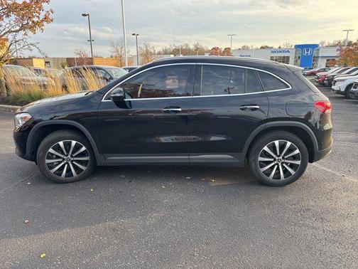 2021 Mercedes-Benz GLA 250 Base 4MATIC