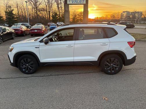 2022 Volkswagen Taos 1.5T S