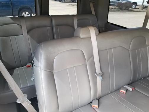 2019 Chevrolet Express 2500 LT