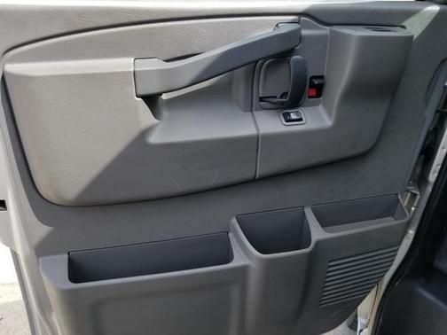 2019 Chevrolet Express 2500 LT