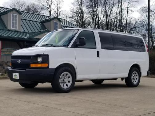 2013 Chevrolet Express 1500 LS
