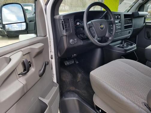 2013 Chevrolet Express 1500 LS