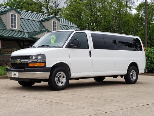 2016 Chevrolet Express 3500 LT