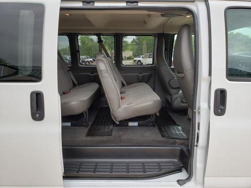 2016 Chevrolet Express 3500 LT