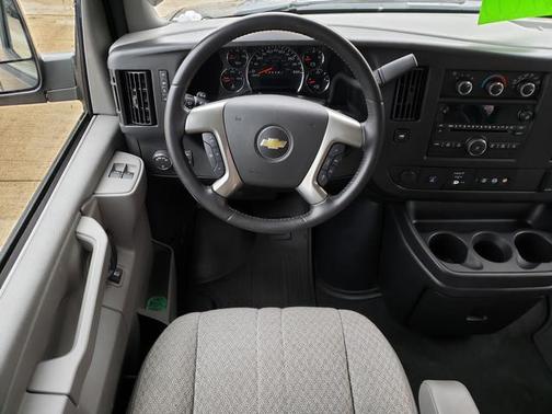 2016 Chevrolet Express 3500 LT