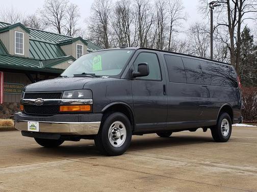 2016 Chevrolet Express 3500 LT