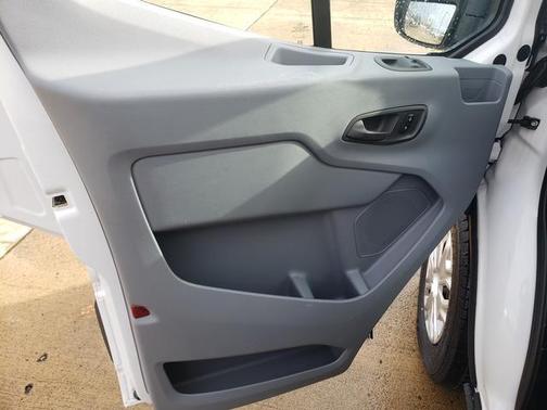 2015 Ford Transit-350 XLT