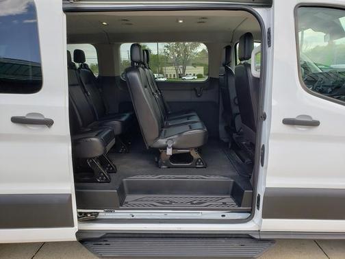Oxford White 2021 Ford Transit-350 XL