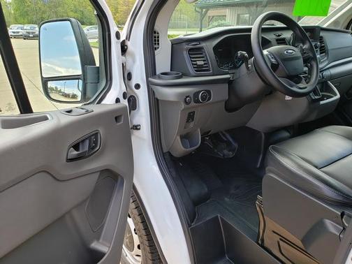 Oxford White 2021 Ford Transit-350 XL