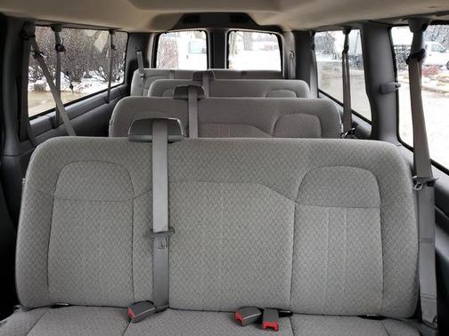 2016 Chevrolet Express 3500 LT