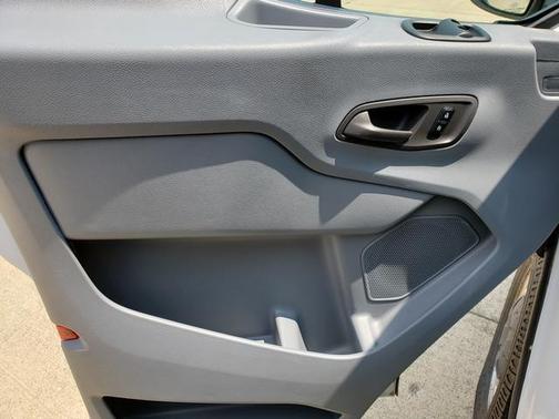2016 Ford Transit-350 XL