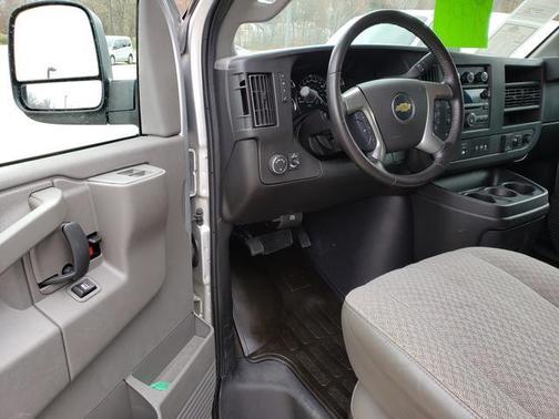 2016 Chevrolet Express 3500 LT