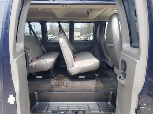 2015 Chevrolet Express 2500 LS
