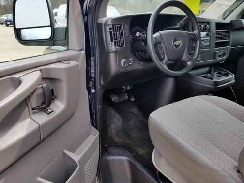 2015 Chevrolet Express 2500 LS