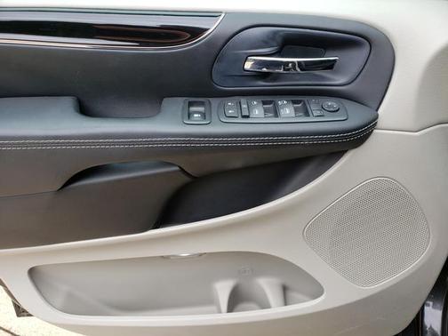 2016 Dodge Grand Caravan AVP/SE