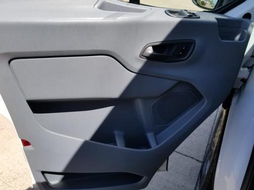 2016 Ford Transit-350 XL