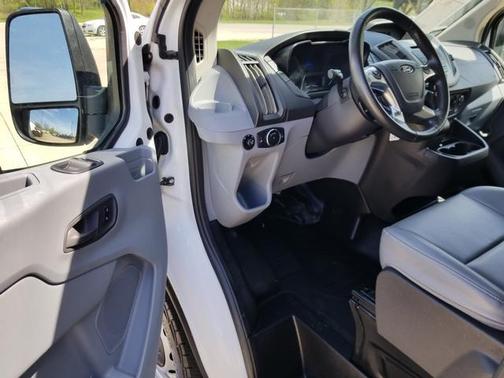 2016 Ford Transit-350 XL