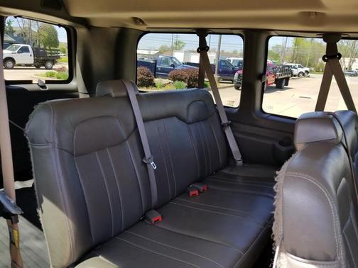 2015 Chevrolet Express 2500 LS