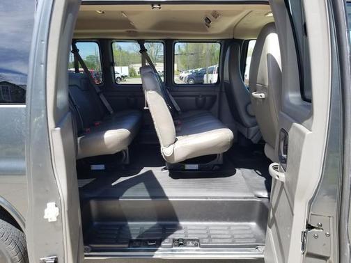 2015 Chevrolet Express 2500 LS