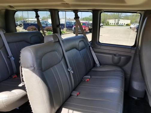 2015 Chevrolet Express 2500 LS