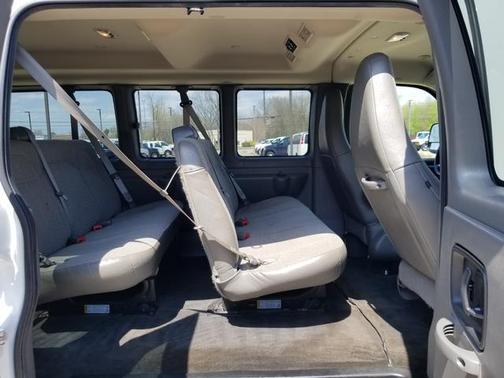 2016 Chevrolet Express 2500 LS