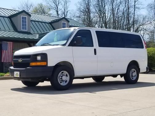 2016 Chevrolet Express 2500 LS