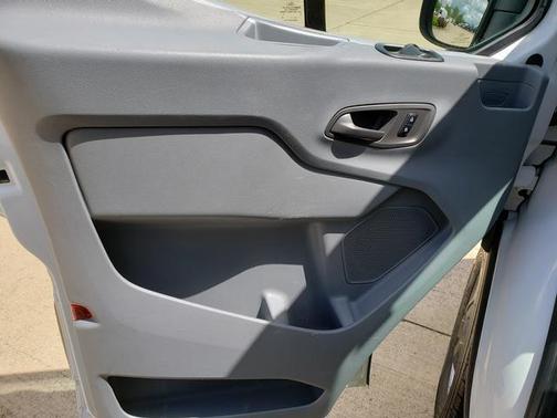 2016 Ford Transit-350 XL