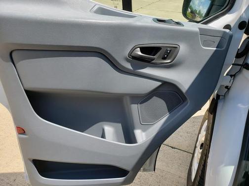2015 Ford Transit-350 XLT
