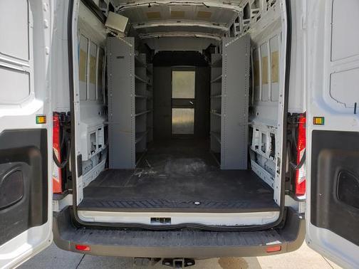 Oxford White 2017 Ford Transit-250