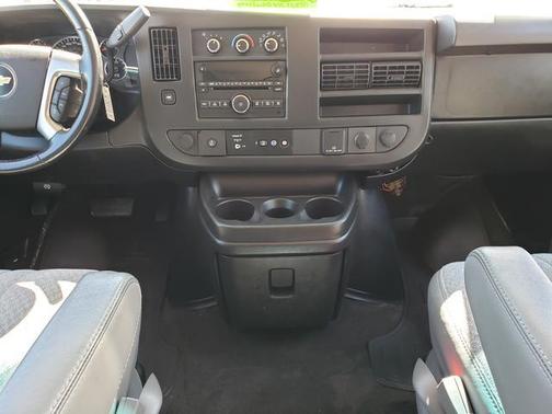 2016 Chevrolet Express 2500 LS