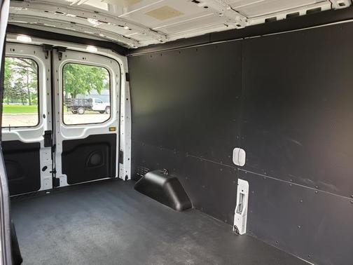 2020 Ford Transit-250 T-250 148 MED RF 9070 GVWR
