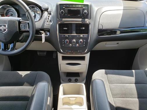 2016 Dodge Grand Caravan AVP/SE