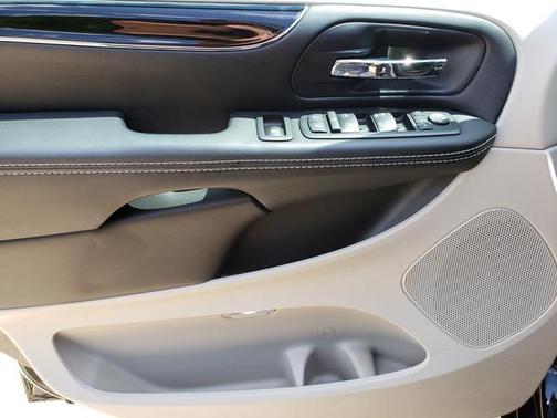 2016 Dodge Grand Caravan AVP/SE