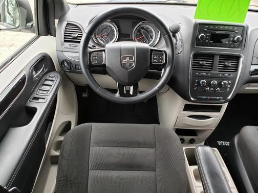 2016 Dodge Grand Caravan AVP/SE
