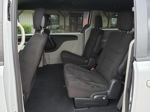 2016 Dodge Grand Caravan AVP/SE