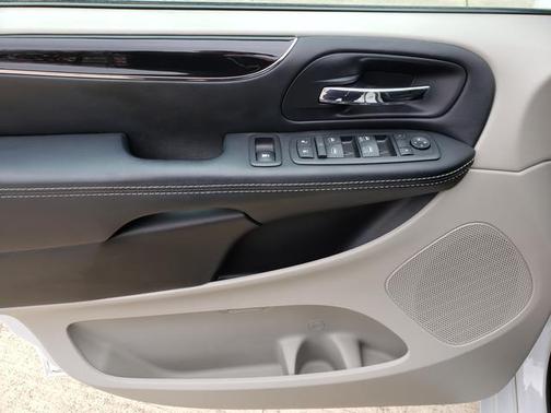 2016 Dodge Grand Caravan AVP/SE